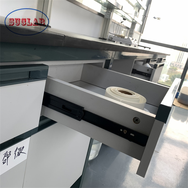 Gebouwd voor de duurzaamheid Meubels voor chemielaboratoria 2