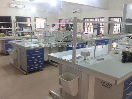 Goede prijs Laboratoriummaatschappelijk werk met van het het Laboratoriummeubilair van de Reagensplank de Fabrikant van China online